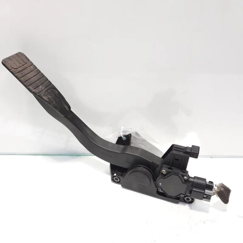 Noutate Pedala acceleratie, cod 96625895, Chevrolet Captiva (C100) , 2.0 cdti, Z20DMH