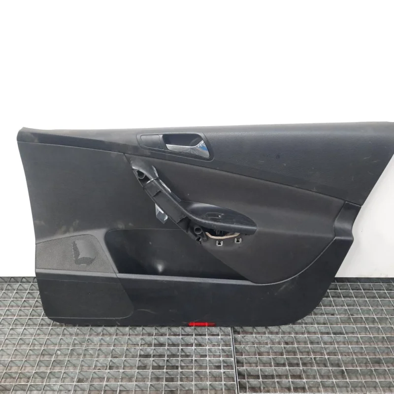 Reducere specială Tapiterie dreapta fata, Vw Passat Variant (3C5) (id:460425)