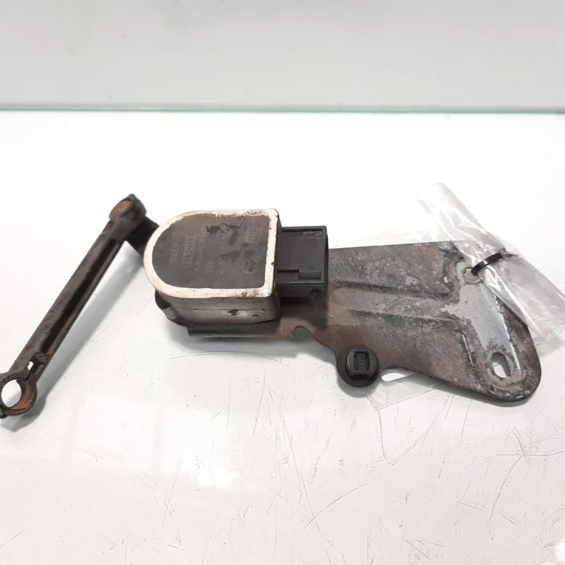 Senzor nivel balast xenon, cod A0045429918, Mercedes Clasa E T-Model (S212) Cel mai vândut
