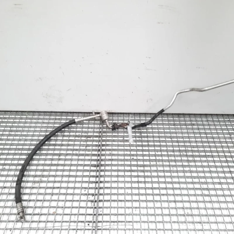 Reducere de preț Conducta clima, cod 1J1820743J, VW Bora Combi (1J6), 1.9 TDI, ALH