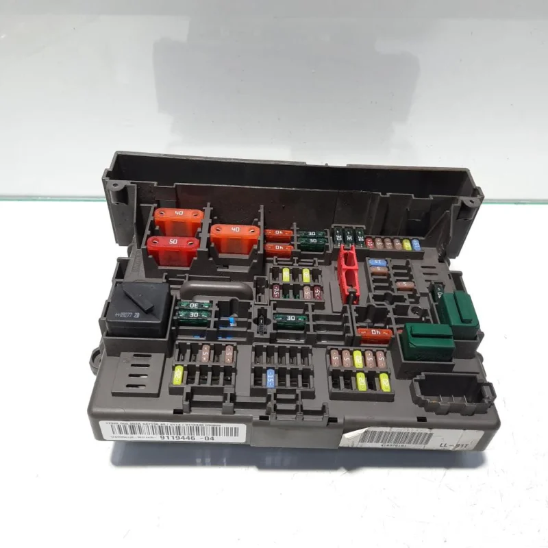 Disponibil imediat Tablou sigurante, cod 9119446-04, Bmw 3 (E90), 2.0 diesel, N47D20A