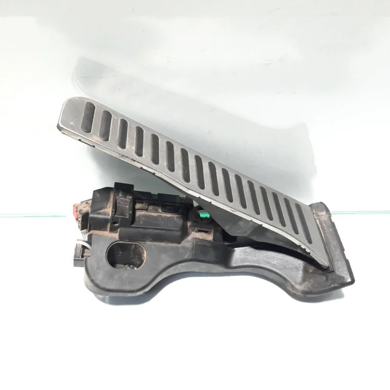 Reducere extra Pedala acceleratie, cod 1K1721503N, Vw Golf 5 Variant (1K5) 2.0 tdi, BMM