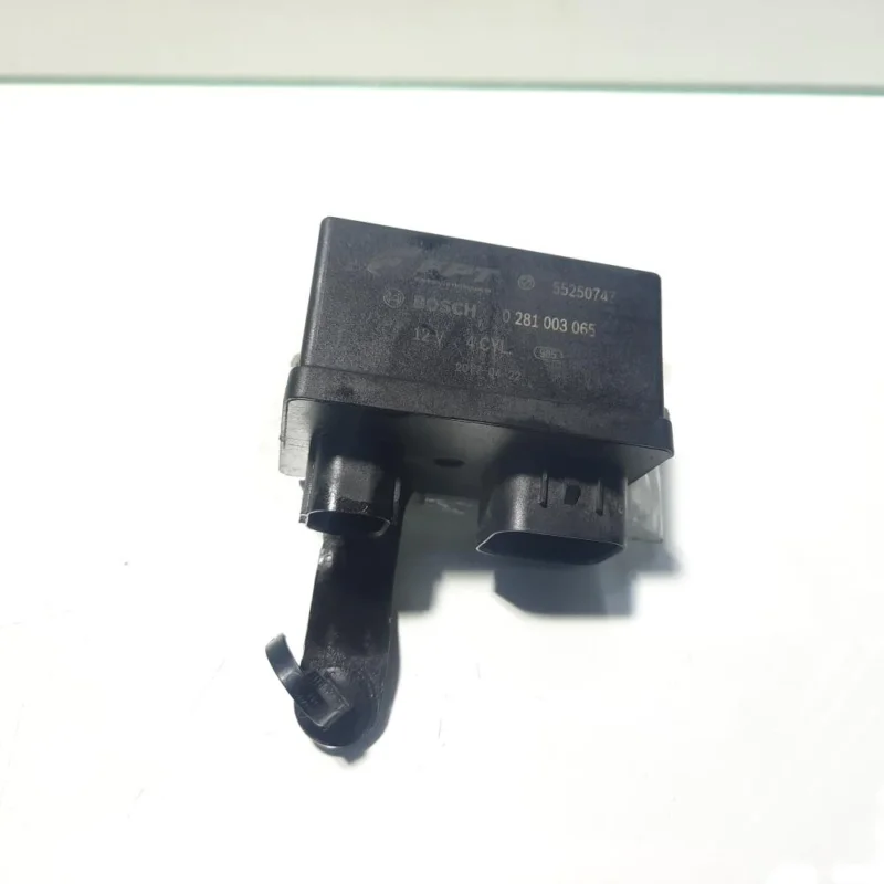 Releu bujii, Alfa Romeo, 2.2 diesel, 55275156, cod 55250747, 0281003065 Nu rata