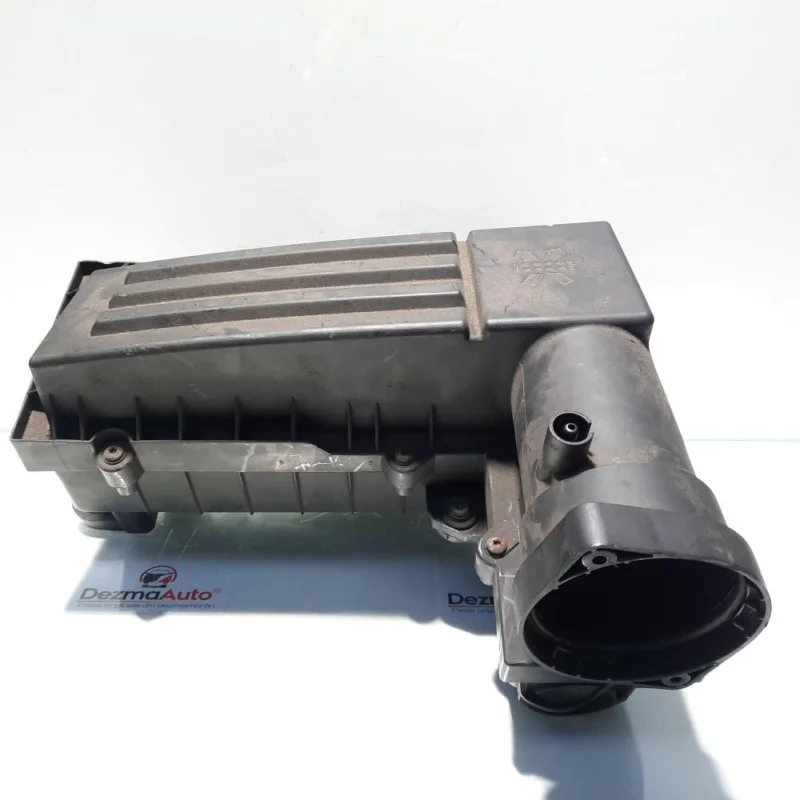 Carcasa filtru aer, Skoda Superb II Combi (3T5) [Fabr 2009-2015] 2.0 tdi, CFF, 3C0129601CD (id:447664) Reducere