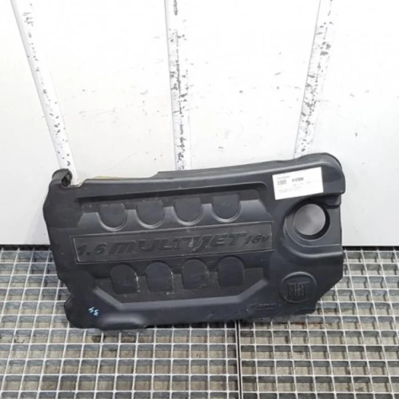 Cel mai vândut Capac motor cu burete Fiat Bravo 2 (198) [Fabr 2006-2014] 1.6M-JET 198A3000