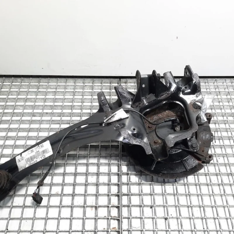 Expediere rapidă Fuzeta stanga spate, Ford Focus 3 Turnier [Fabr 2010-2018] 1.6 tdci (id:423629)