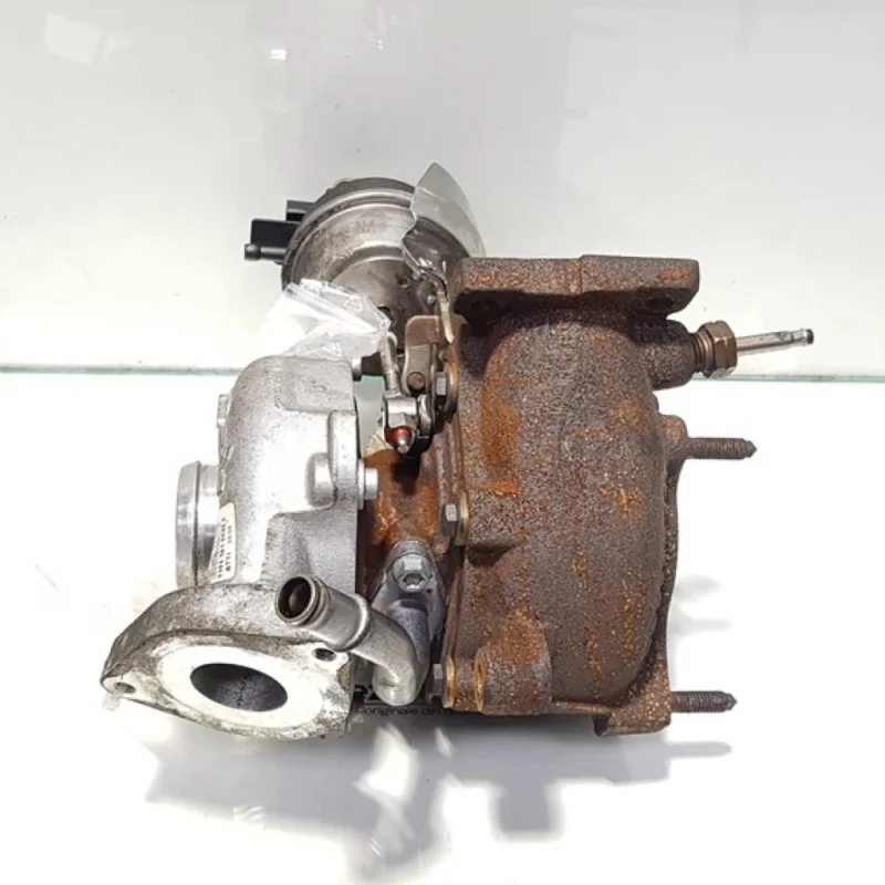 Turbosuflanta, Audi A4 (8K2, B8) [Fabr 2008-2015] 2.0 tdi, CAG, 03L145702H (id:407321) Doar azi
