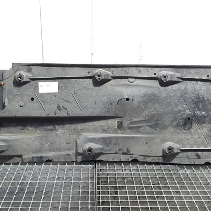 Reduceri Scut caroserie dreapta, Vw Scirocco (137) [Fabr 2008-2017] 1K0825202AS (id:405311)