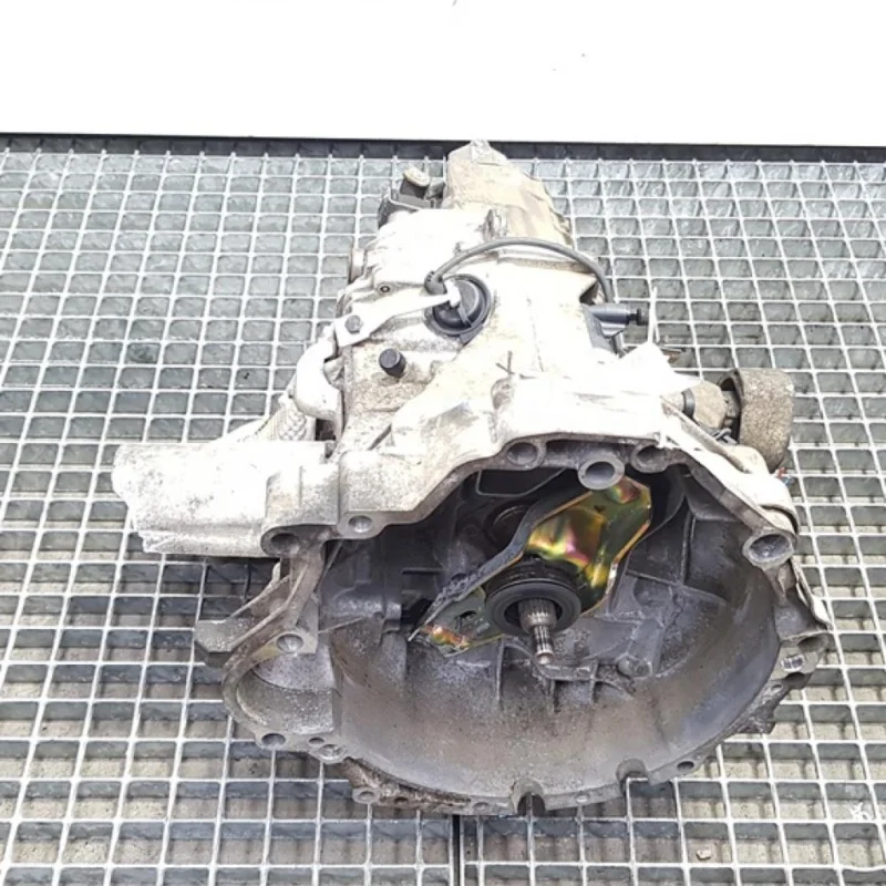 Preț redus Cutie viteza manuala, Vw Passat [Fabr 2001-2004] 1.9 tdi, AWX, GGB, 5 vit (pr:110747)