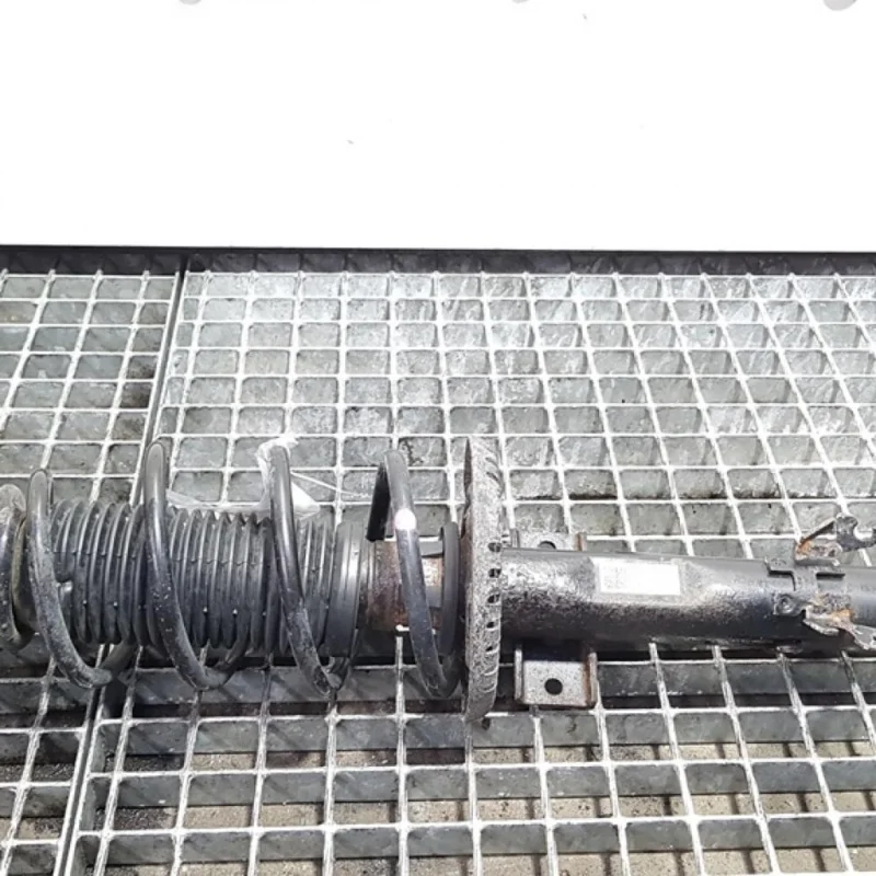 Amortizor dreapta fata, Vw Polo (6R) 1.4 B, 6R0413031C (id:396675) Expediere rapidă