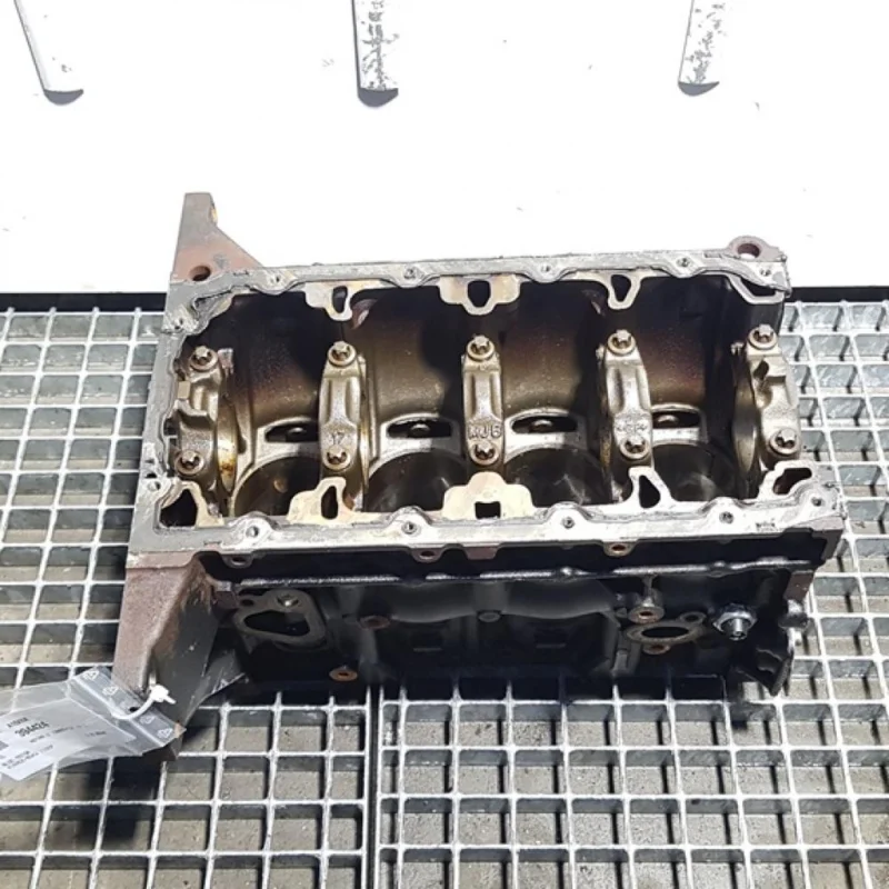 Reducere specială Bloc motor gol, Opel Zafira B, 1.6 B, A16XER (pr:110747)