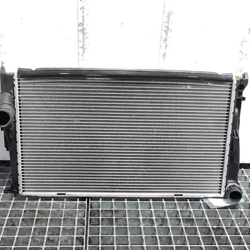 Radiator racire apa, Bmw 3 (E90) 2.0 d, N47D20A, 781024701 (id:394930) Reducere