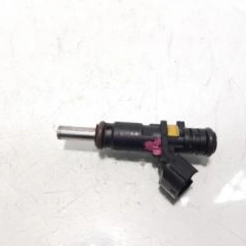 Preț redus Injector, Citroen C4 (I), 2.0 benz, RFJ, V752817680