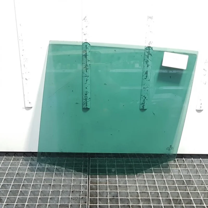 Cumpără online Geam stanga spate, Vw Tiguan (5N) (id:386847)