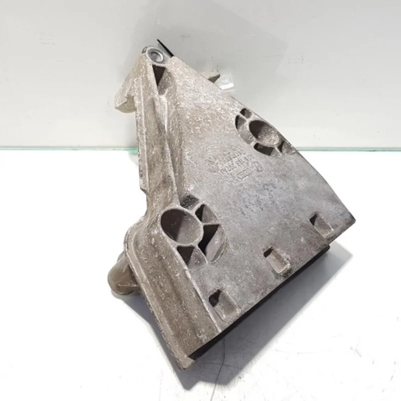 Calitate înaltă Suport motor, Skoda Fabia 1 (6Y2) 1.9 tdi, ASZ, cod 038199207AJ (id:386641)