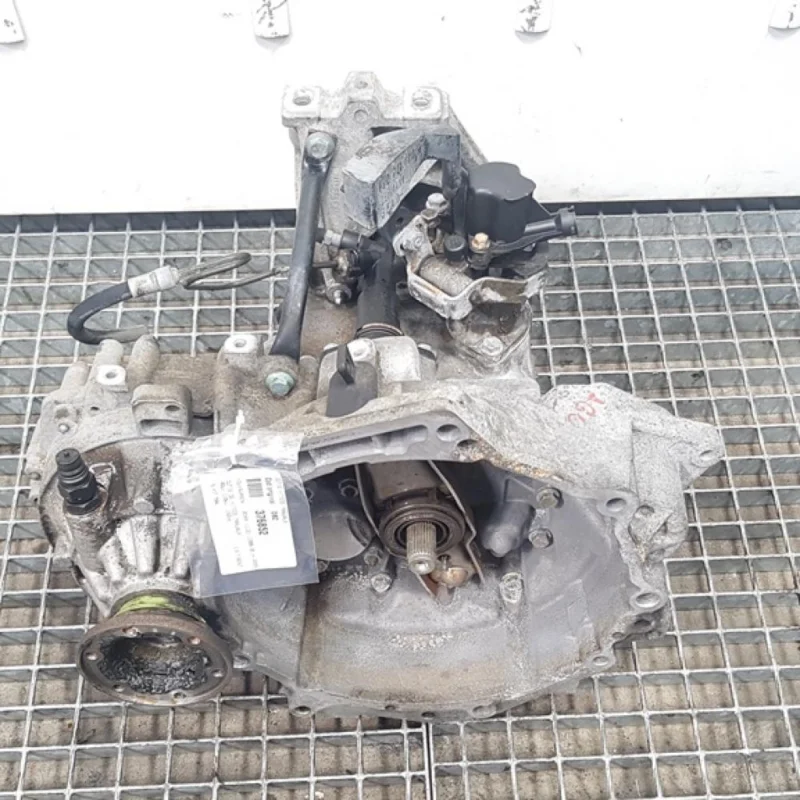 Popular Cutie viteza manuala, Vw Golf 4 (1J1) 1.8 T, benz, AGU, cod DBZ