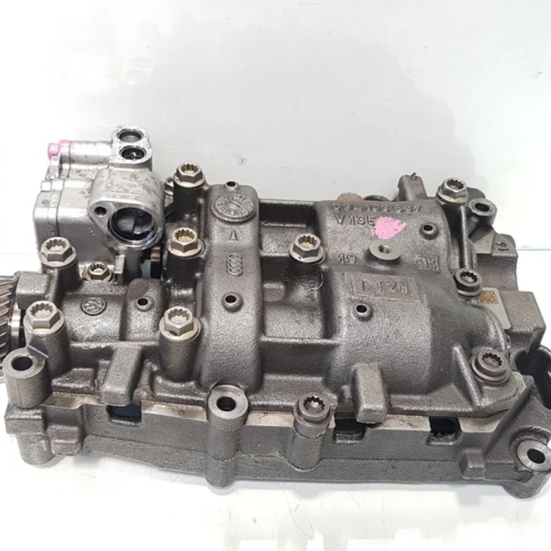 Pompa ulei, Skoda Superb II (3T4) 2.0 tdi, CFF, cod 03L115105D Calitate înaltă