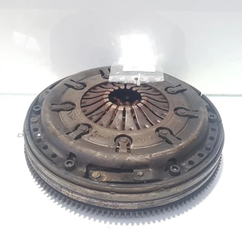 Ofertă de sezon Volanta masa dubla cu placa presiune, Vw Passat Variant (3B5) 1.8 T, benz, AEB, 5 vit man