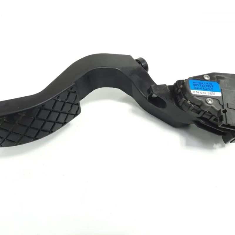 Pedala acceleratie cu senzor, cod 8D1723523F, VW Passat Variant (3B6) (id:374966) Reducere