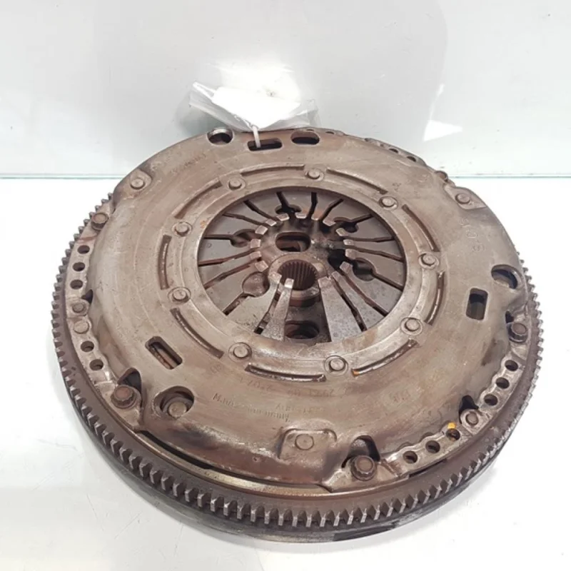 Volanta masa dubla cu placa presiune, Vw Golf 4 (1J1) 1.9 tdi, ALH, 5 viteze (id:372305) Popular