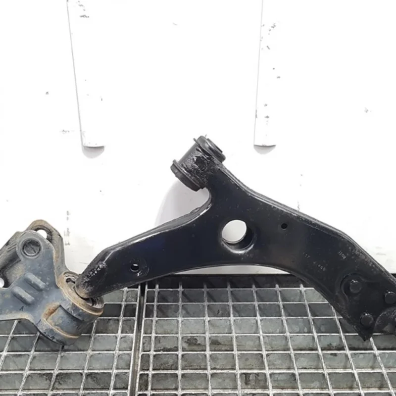 Brat trapez stanga fata, Ford Focus 3 Turnier, 1.6 tdci (id:368776) Ofertă