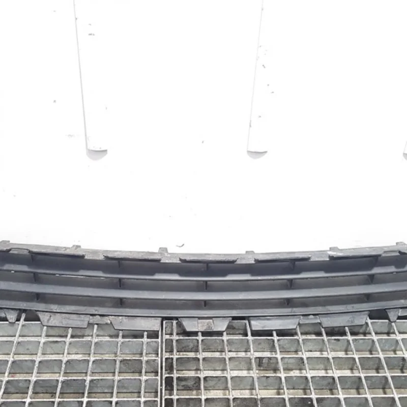 Grila centrala bara fata, Renault Megane 2 cod 8200114155 (id:368228) Plată securizată