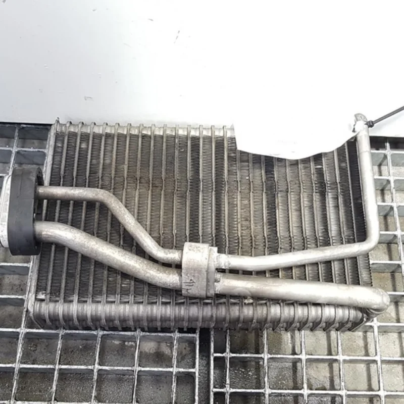 Livrare rapidă Radiator clima bord, 3.0 tdi, Audi A8 (4E) (id:365399)