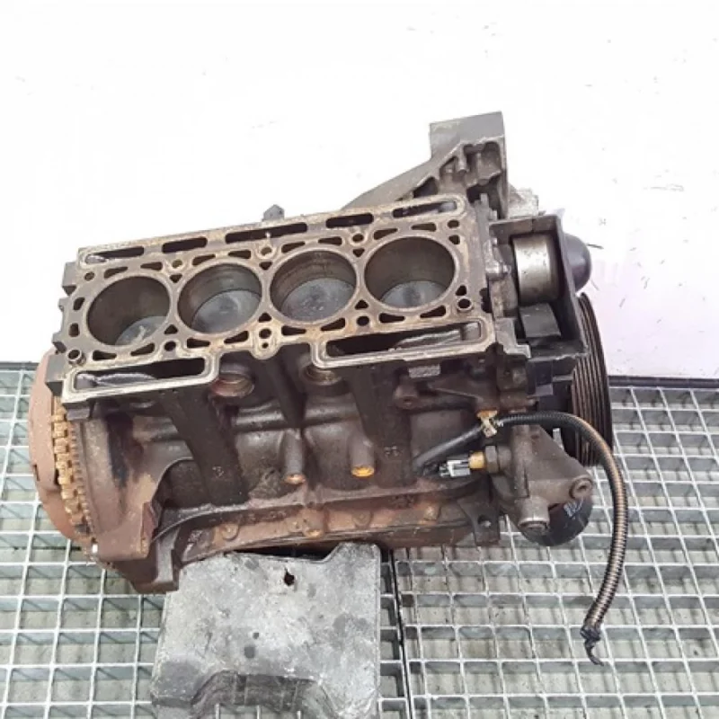 Transport gratuit Bloc motor cu pistoane si biele D4FD740, Renault Clio 3 combi, 1.2 benz (pr:110747)