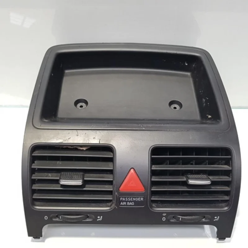 Cel mai vândut Grila aer bord centrala, Vw Jetta 3 (1K2) cod 1K0819743A (id:362565)