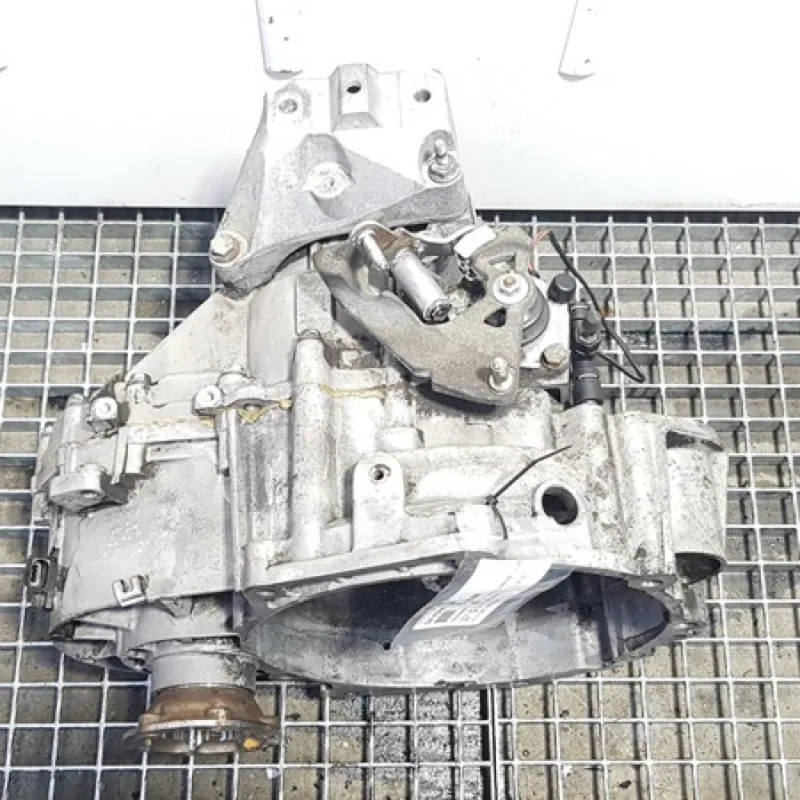 Vezi acum Cutie viteze manuala, Vw Bora combi (1J6) 1.9 tdi, ERF (pr:286779)