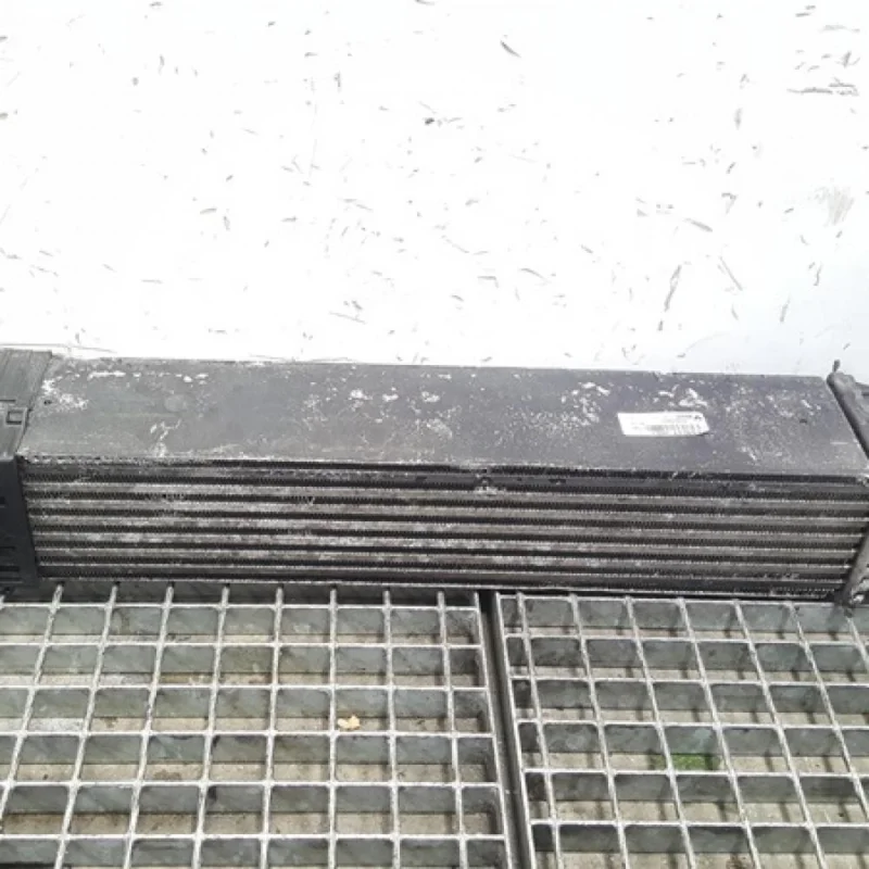 Radiator intercooler, Renault Laguna 3, 2.0 dci, 14490001R (id:354557) din dezmembrari Ofertă exclusivă