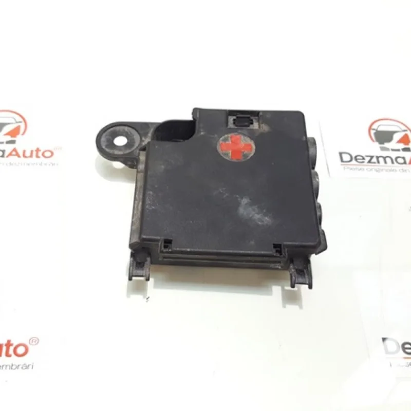 Tablou sigurante borna baterie 8K0937517B, Audi A4 (8K) 2.0tdi, CNHB Reducere specială