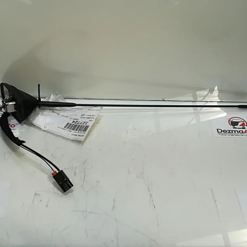 Antena radio AM5T-18828-CE, Ford Focus 3 sedan Chilipir